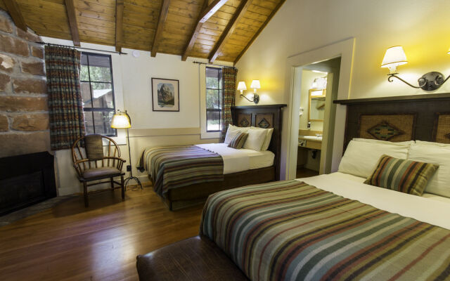 Zion Lodge