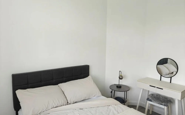 Modern 1Br Sleeps3 - City Centre Location