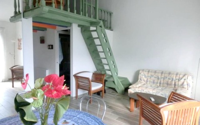 Studio in Théoule-sur-mer, With Wonderful sea View, Furnished Terrace
