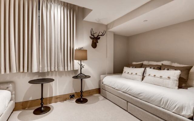 1-184 West Meadow Drive