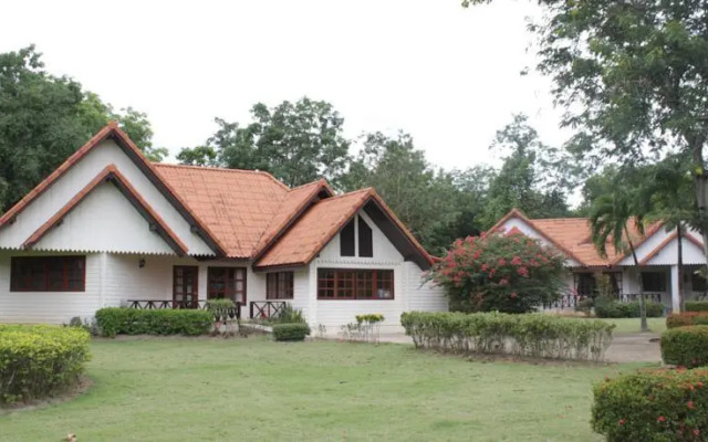 Thai Diamond Land Kaengkrachan