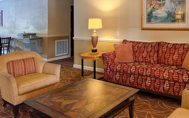 SureStay Plus Hotel by Best Western Tarboro