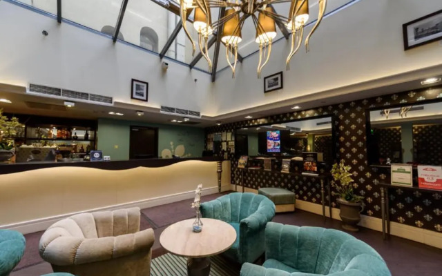 La Prima Fashion Hotel