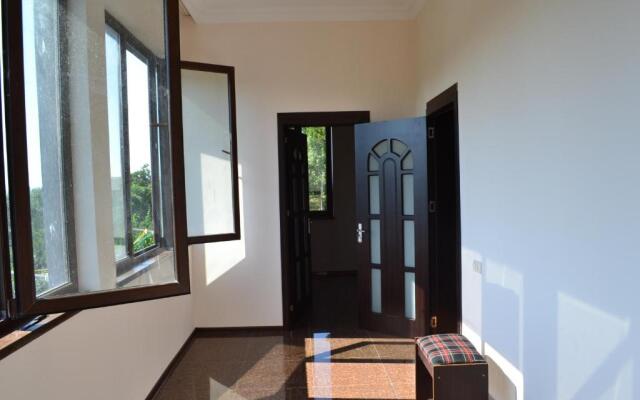 Shalva Apartment