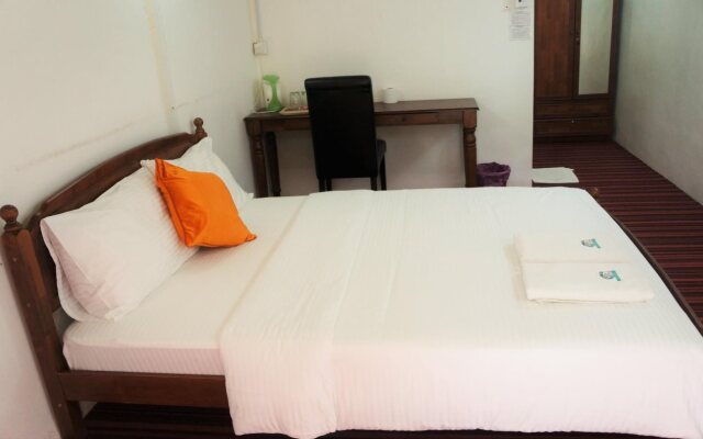 OYO 90037 The 7 Lodge Tambunan