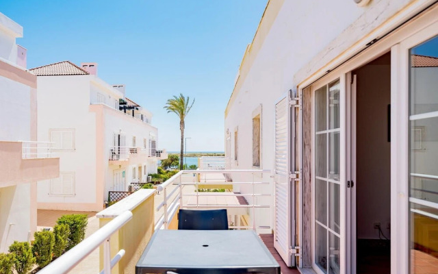 Traditional Seaside Tavira Apartment Ideal Homes