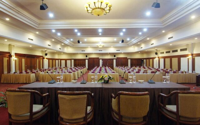 Singgasana Hotel Makassar