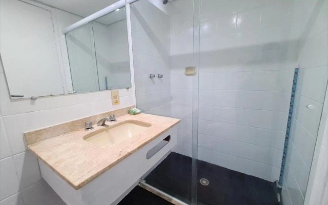 Qi Ibirapuera Intelligence Flat internet fibra e limpeza UH1903