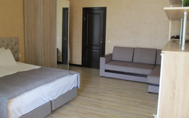 Na Bulvare Nadezhd 4/3 Apartments