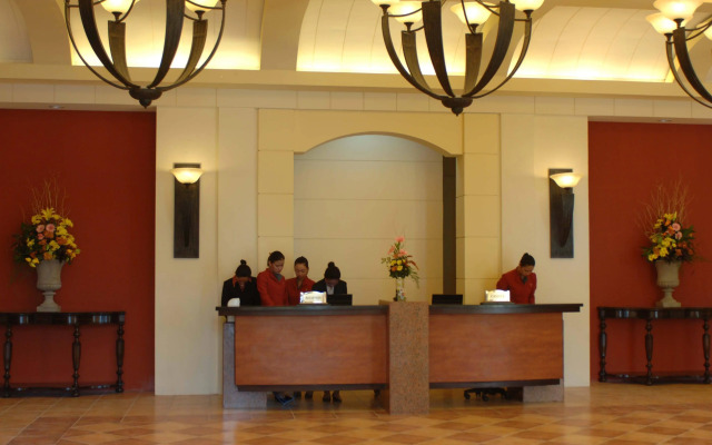 Planta Centro Bacolod Hotel & Residences