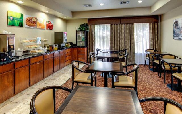 Quality Inn & Suites - Granbury