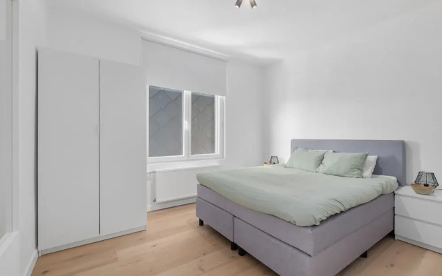 Renovated Apartment for Family