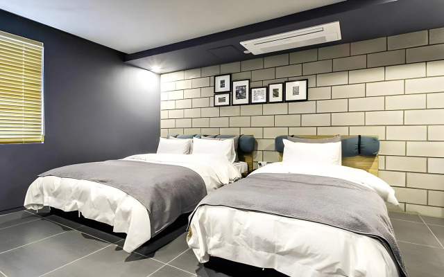 Gimhae Brown Dot Hotel Waterpark