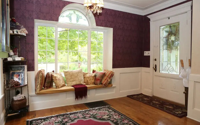 Martha's Vineyard Bed & Breakfast