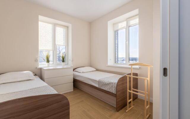 HomeHotel (HomeHotel) on Akimova street 22B