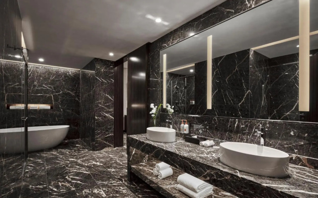 Crowne Plaza Shanghai Jinshan Hotel