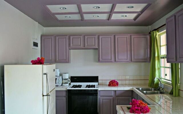 Beachcross Villa Apartments