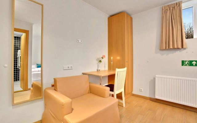 27Soley Apartment Hotel