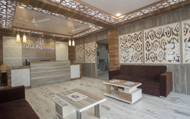 OYO 14795 Hotel Priyanshu