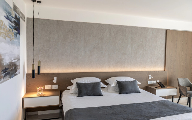 Pavlo Napa Beach Hotel
