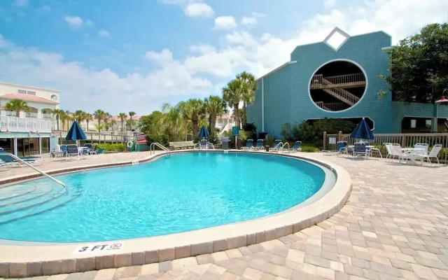 Ocean Hibiscus Retreat For 8