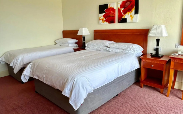Sandringham Hotel