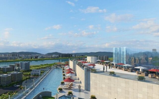 Huizhou Wyndham Yingqian Centre - 4 Nights, Huizhou,Guang Dong, China