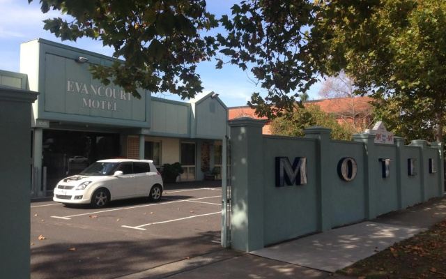 Evancourt Motel