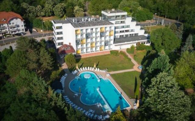 Thermal Hotel Garden