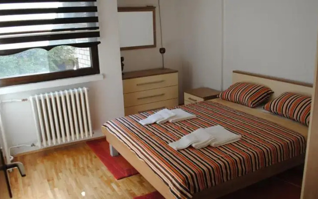Apartment Aminta Delux