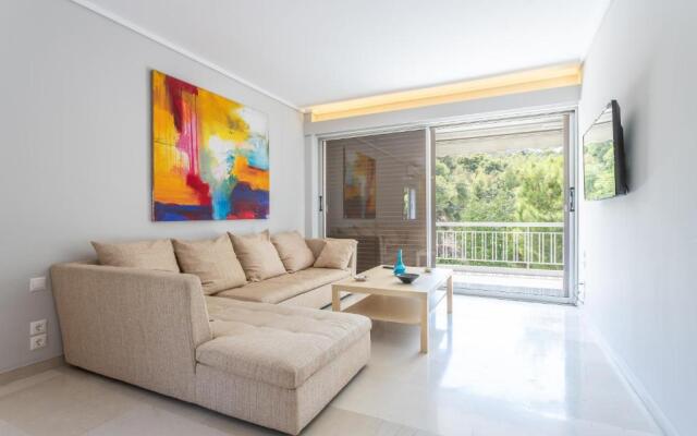 Athens Riviera -HiEnd flat at top Kavouri beach location