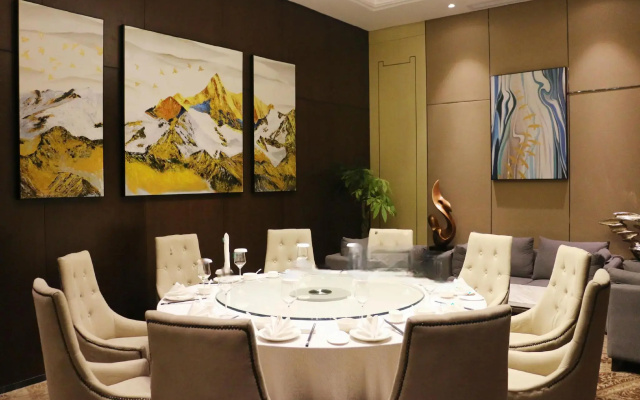 Grand New Century Hotel