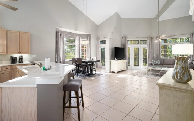 Tivoli 5249 (G) - 3BR 3BA+loft - (9)