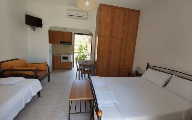 Domaine Papakonstantis Apartments To Let