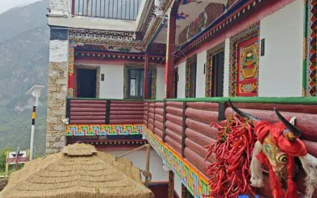 Regi Homestay in Danba County