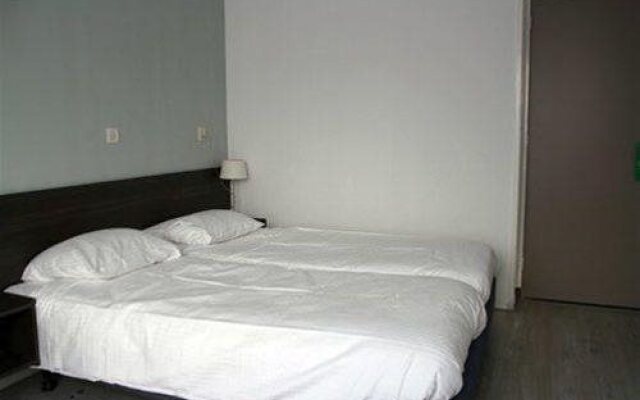 Hostel De Stijl