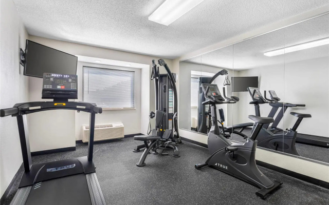 Quality Inn & Suites