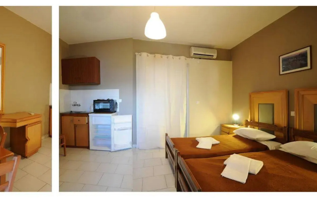 Manias Apartments