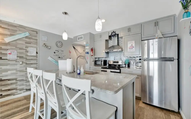 The Flamingo Balcony Waterview Heated Pool