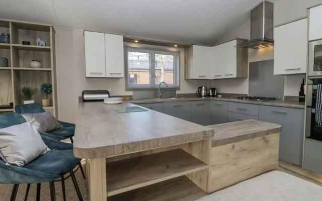 The Three Bears Lodge, Coniston Drive 11