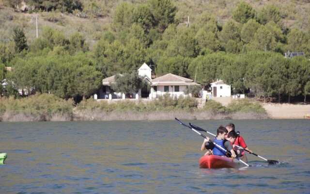 Alojamiento Rural Lago de Andalucía - Hostel