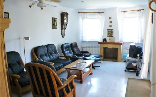 Belvilla by OYO Villa Josefina