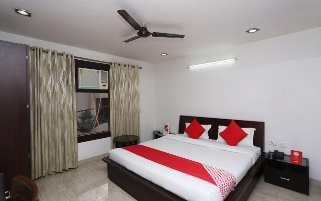 Hotel Rajshree By OYO Rooms