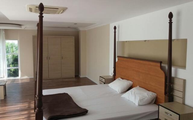 Pearl Golf Villas