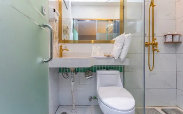 Pengman Hotel (Shenzhen KK100 Diwang Building)