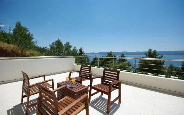 Luxury Apartments Jolara