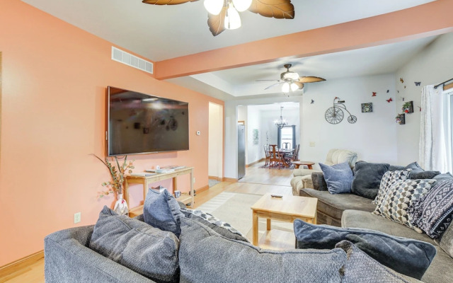 Near Saugatuck Dunes: Pet-friendly Fennville Home!