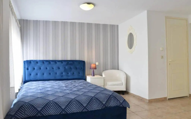 A Modern Bright Studio In The Center Of Kastoria