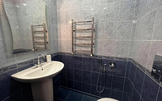 Sutki26 on Kalinin Avenue