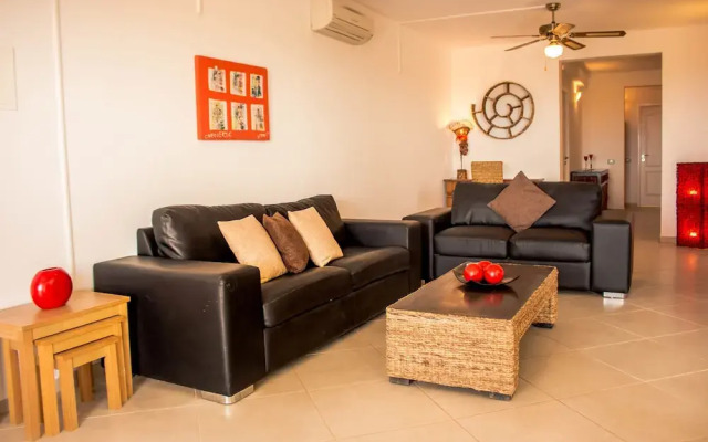 Antonio Sousa Beach 3 Bedroom Apartment